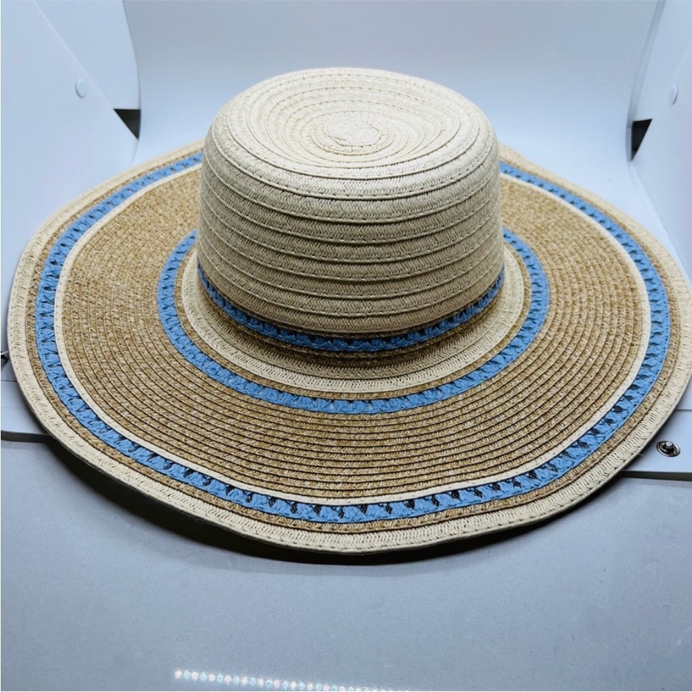 NWT Quagga Elegant Cream and Blue Wide Brim Hat 4.5”